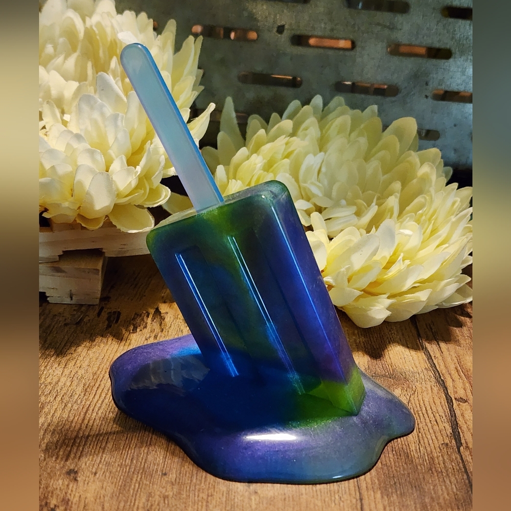 Handcrafted Epoxy Resin Statue Paper Weight Decor -Melting Lollipop / Popsicle - Picture 10 of 15